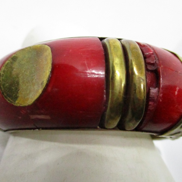 Dyed Red BONE BRASS CLAMPER Bracelet Genuine Bone - Picture 2 of 8